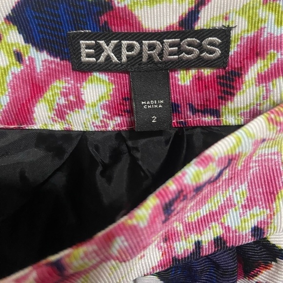 Express women's size 2 A line mini skirt floral mixed with pockets EUC - Picture 6 of 7